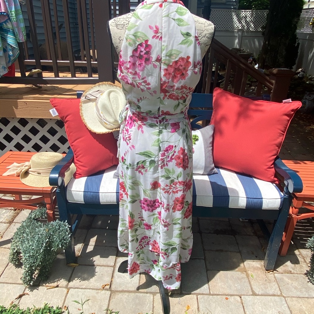 Dress - Picture 5 of 5